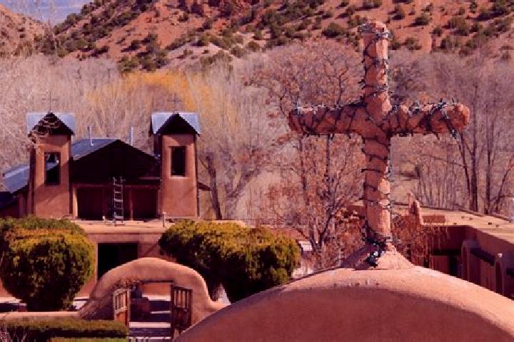escort Chimayo