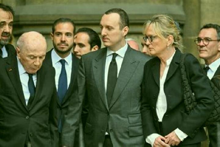 escort Chirac