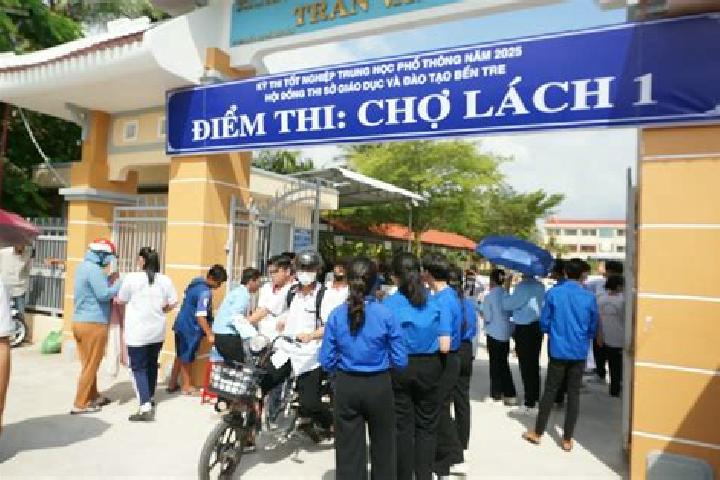 escort Cho Lach