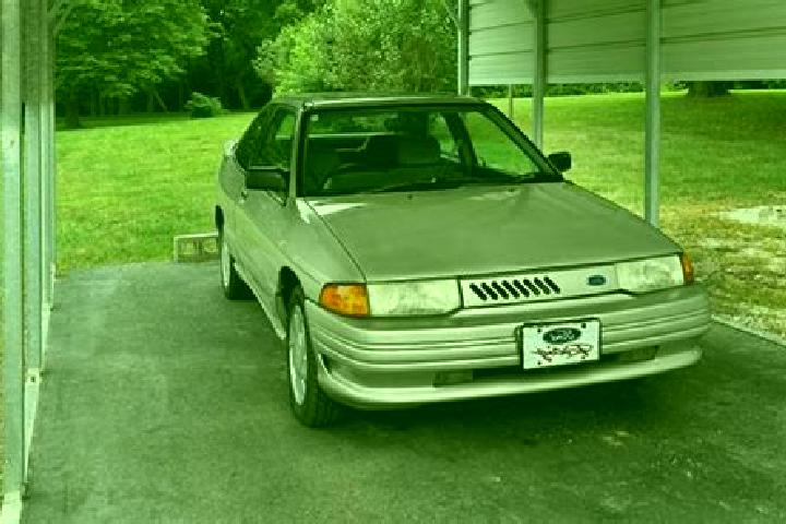 escort Chomphon