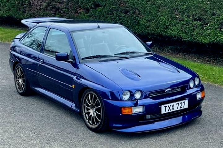escort Chroscina