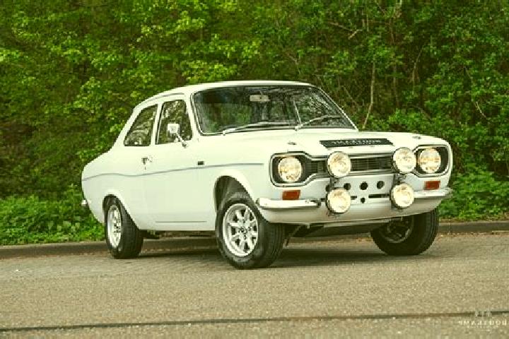 escort Cihayam