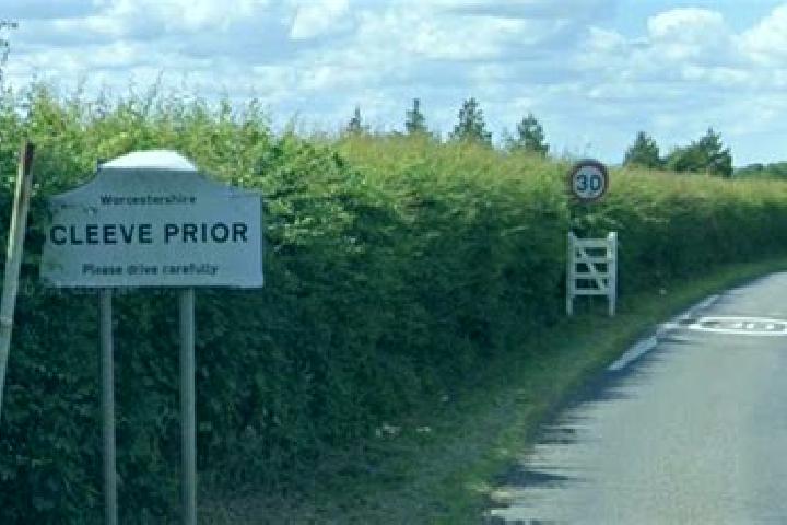 escort Cleeve Prior