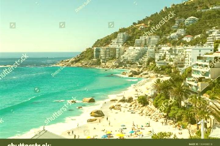 escort Clifton Beach