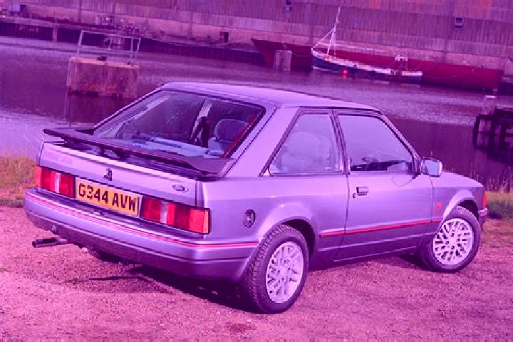escort Cloverlea