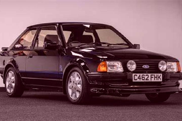 escort Coman
