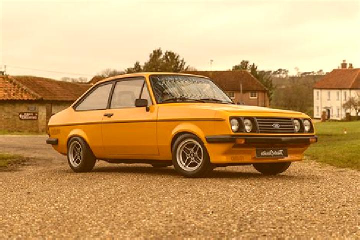 escort Comoara
