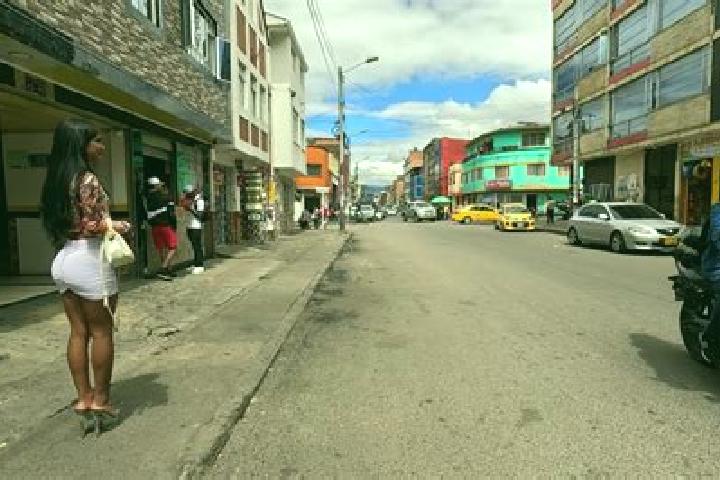 escort Comuna Radomiresti