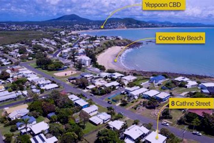 escort Cooee Bay