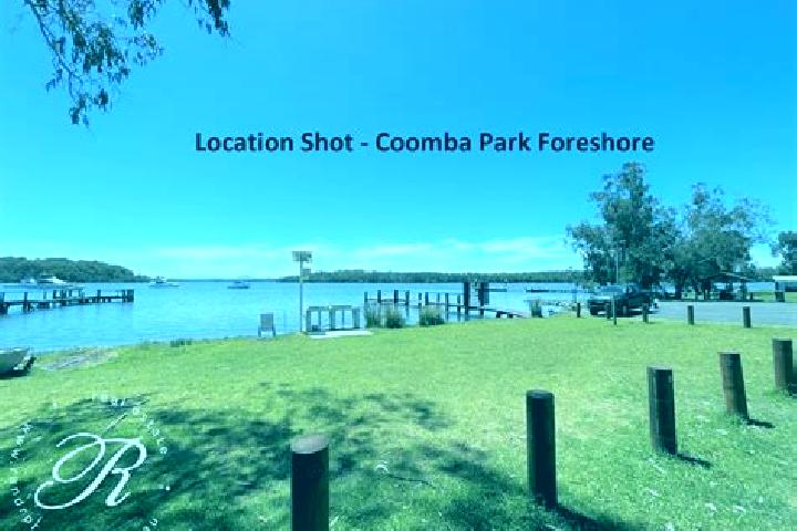 escort Coomba Park