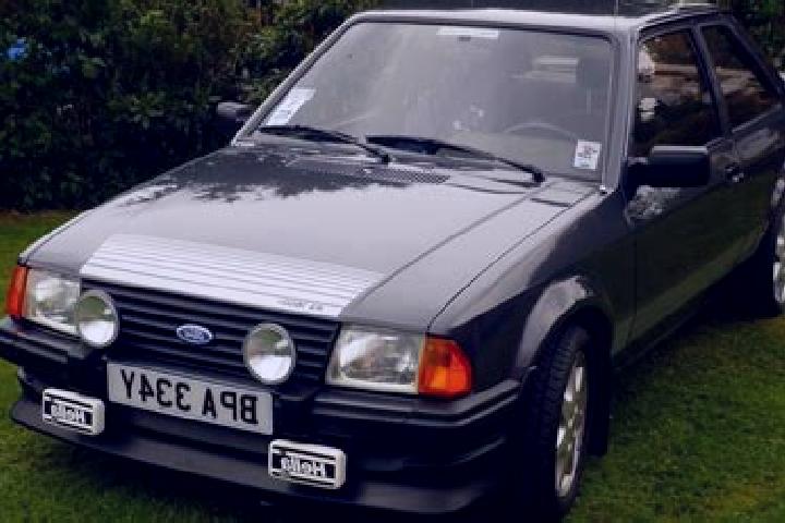 escort Cornatelu
