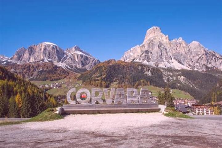 escort Corvara