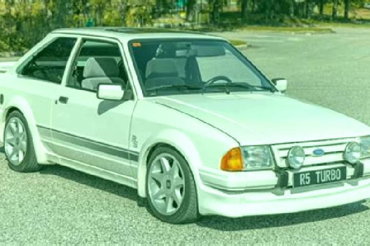 escort Cotesti
