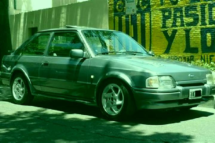 escort Cotoroaia
