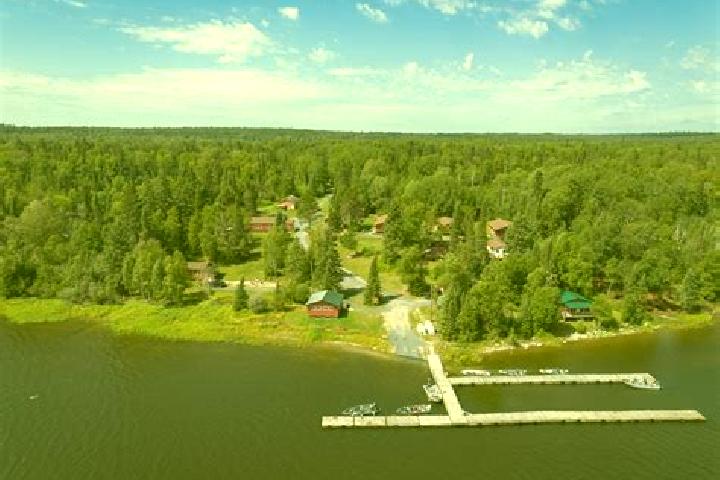 escort Country Lake Estates
