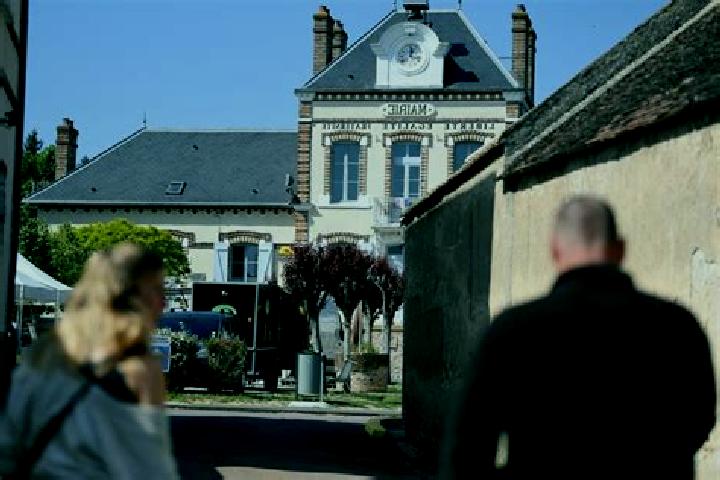 escort Courlon-sur-Yonne