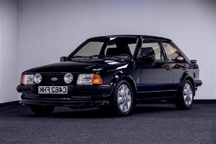 escort Cowfold