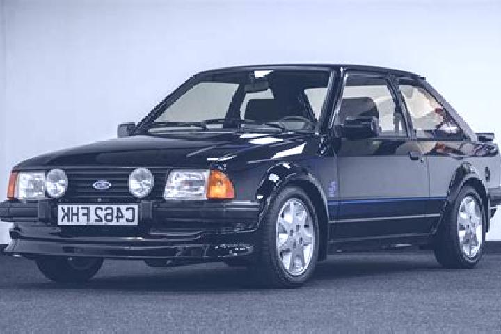 escort Crail