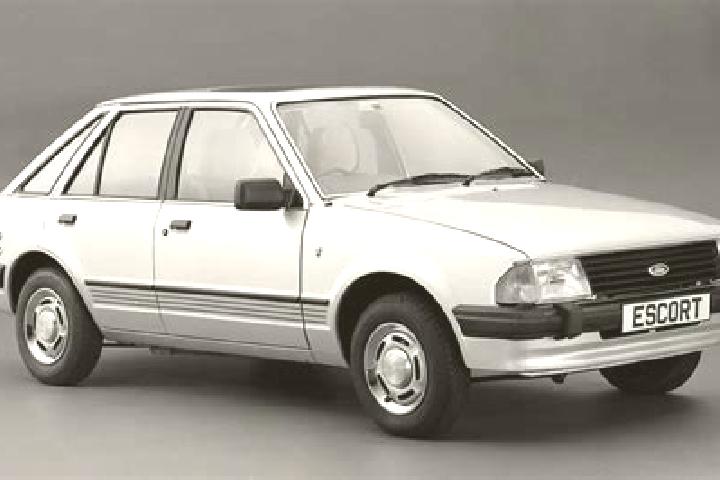 escort Cranves-Sales