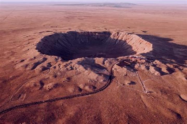 escort Crater