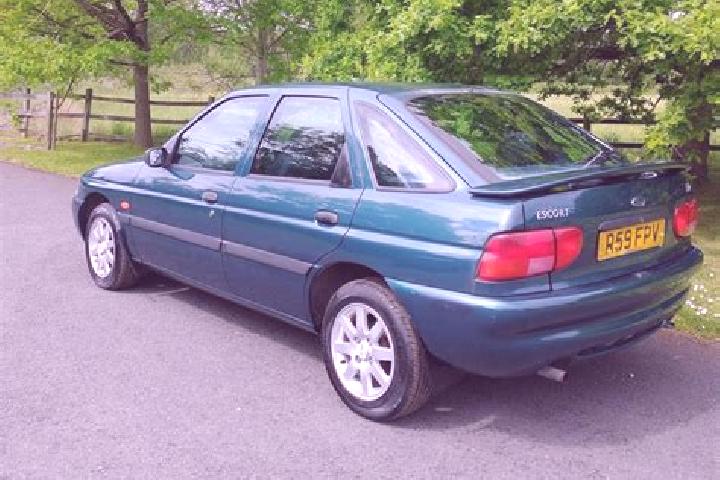 escort Crehange