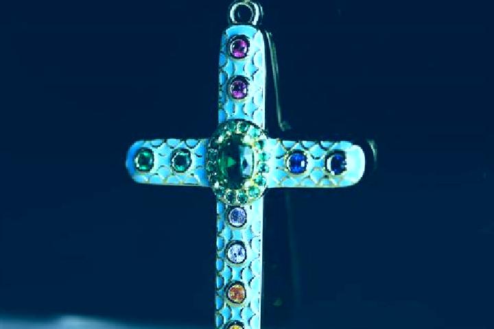 escort Croix