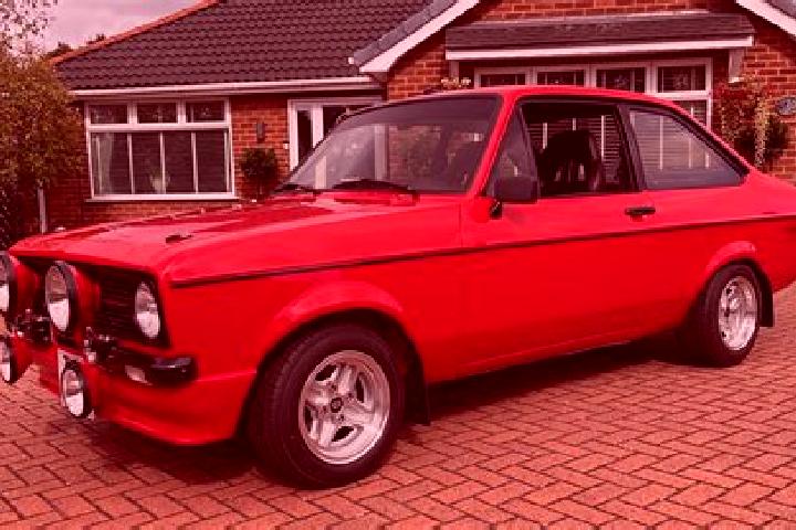 escort Cromdale