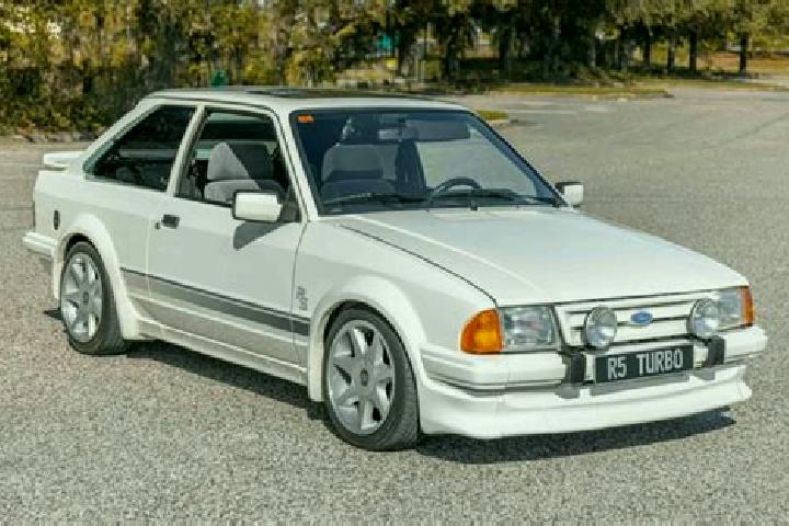 escort Czerwonka