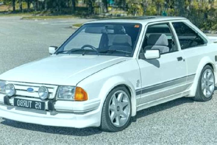 escort Dahay