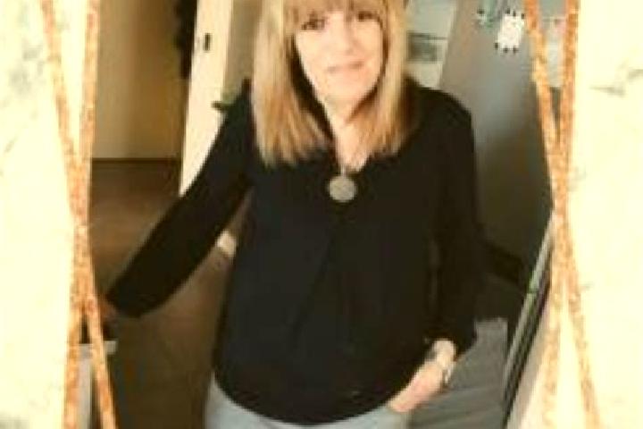 escort Dange-Saint-Romain