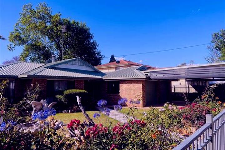 escort Darling Heights