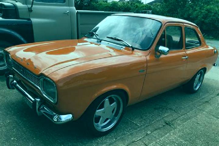 escort Darova