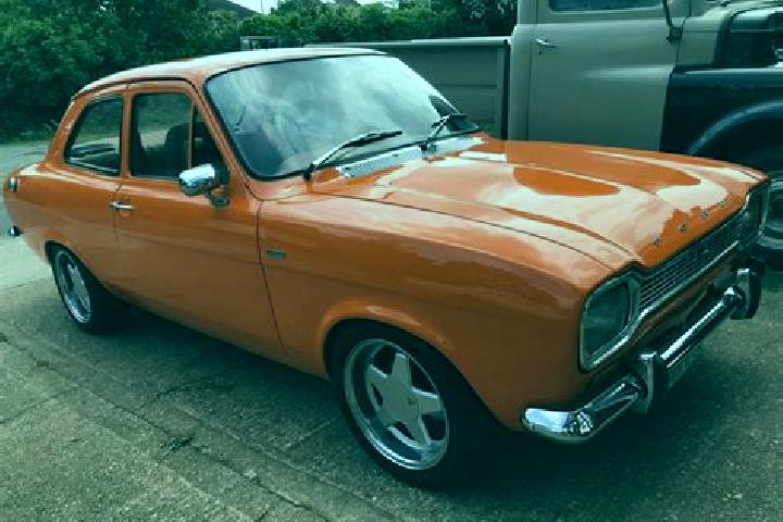 escort Debenham