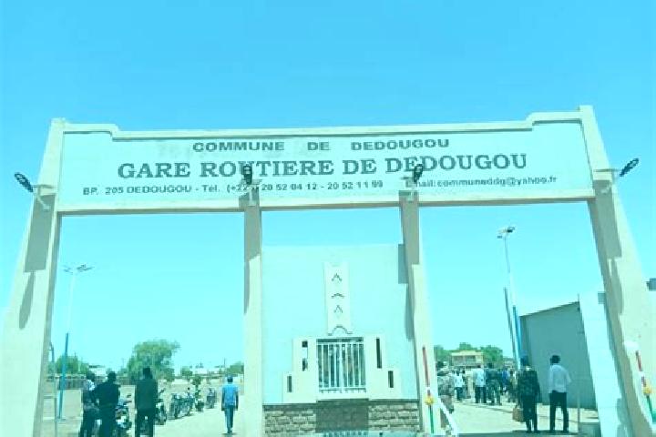 escort Dedougou