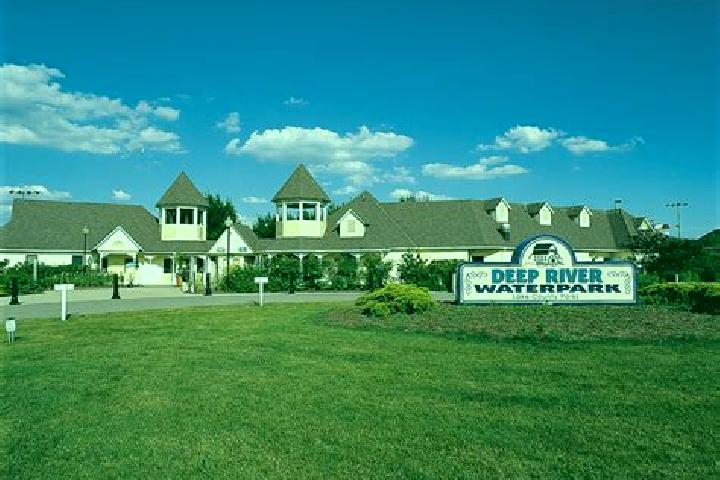 escort Deep River Center
