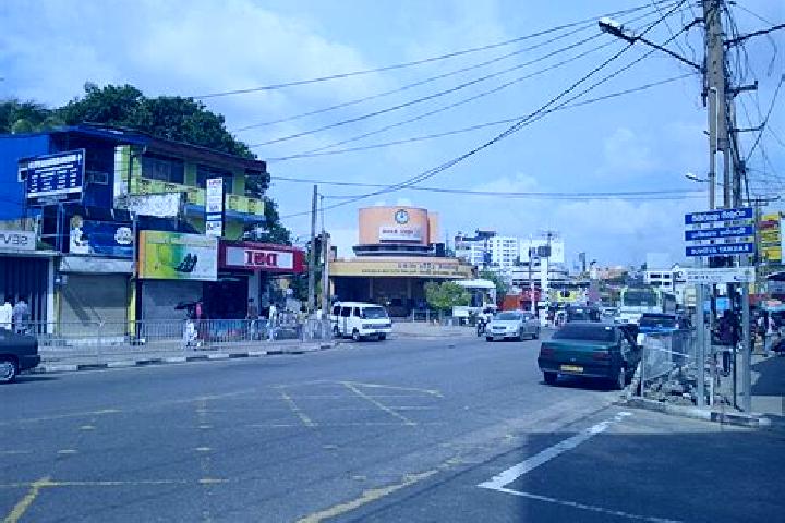 escort Dehiwala-Mount Lavinia