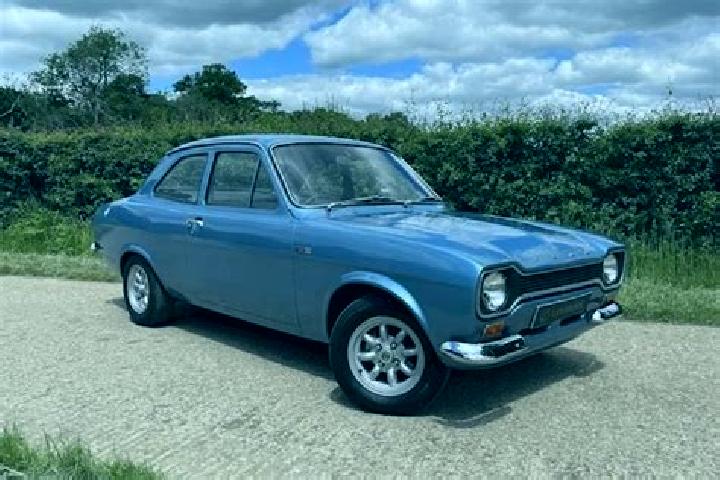 escort Desingy