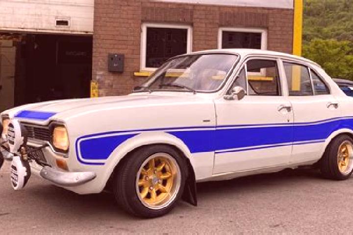 escort Dewdney