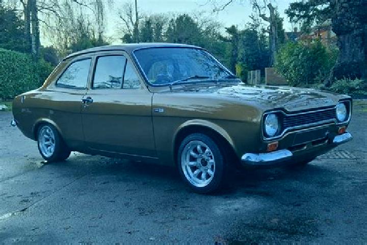 escort Ditchling