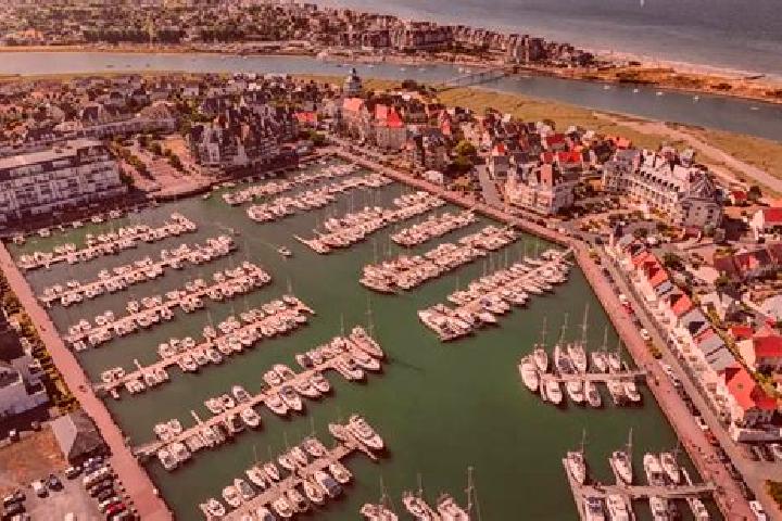 escort Dives-sur-Mer