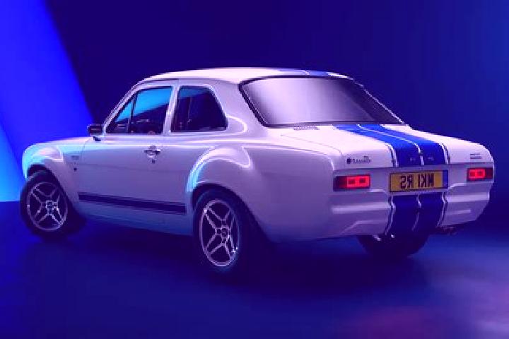 escort Dobcross
