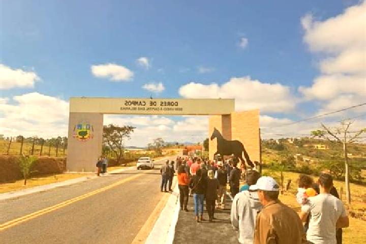 escort Dores de Campos