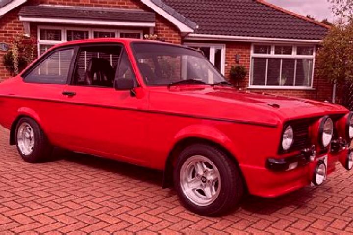 escort Drumnadrochit