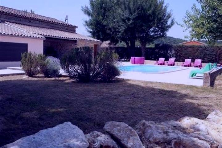 escort Durfort-et-Saint-Martin-de-Sossenac