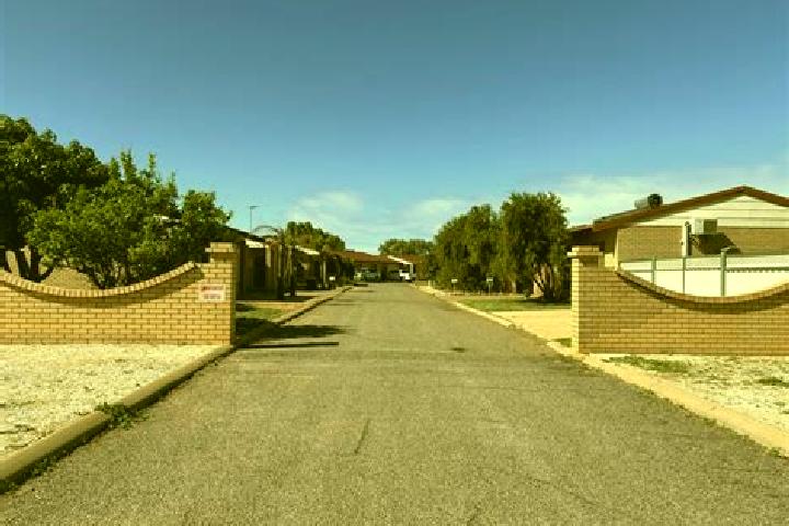 escort East Carnarvon