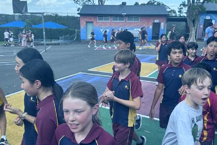 escort East Lindfield