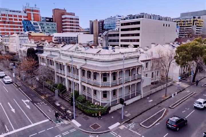 escort East Melbourne