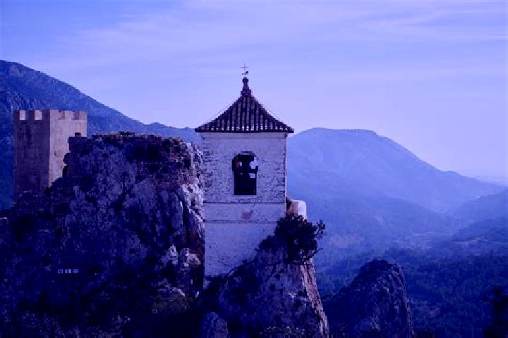 escort El Campanario y Oradel
