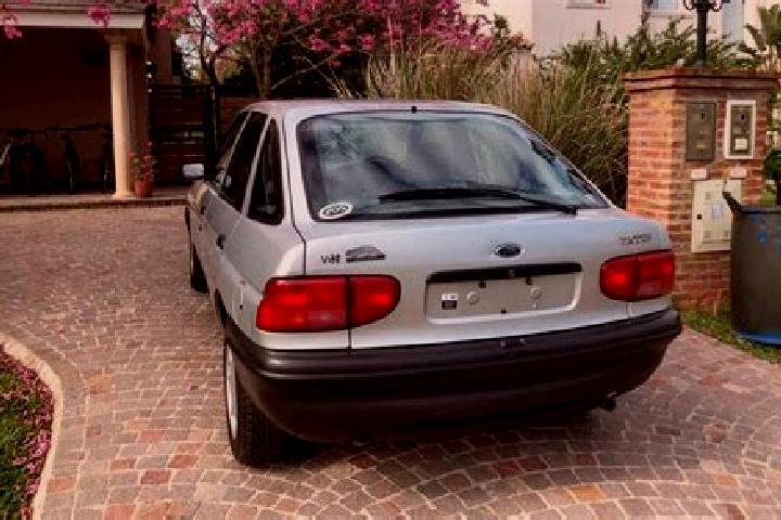 escort El Carino