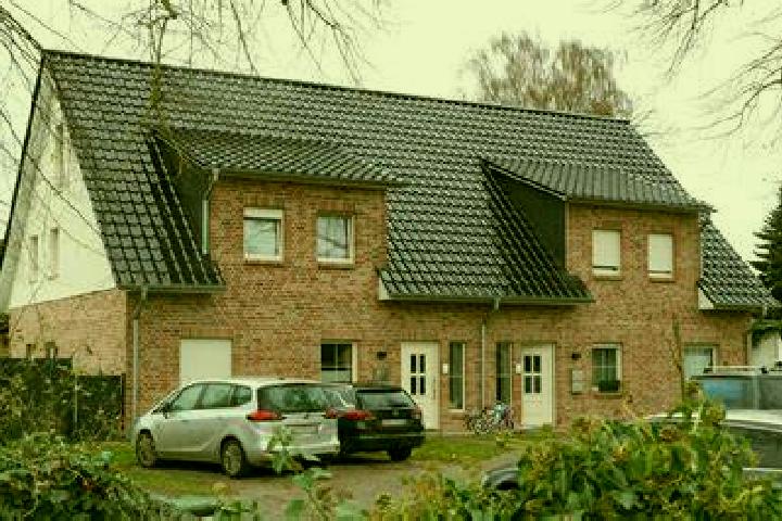 escort Emtinghausen